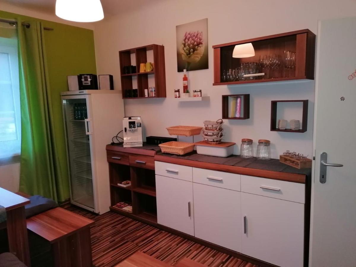 Bed and Breakfast Gaestehaus Ruinenblick Spitz an der Donau Екстер'єр фото